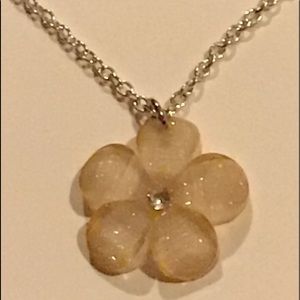 Beautiful cream colored flower necklace